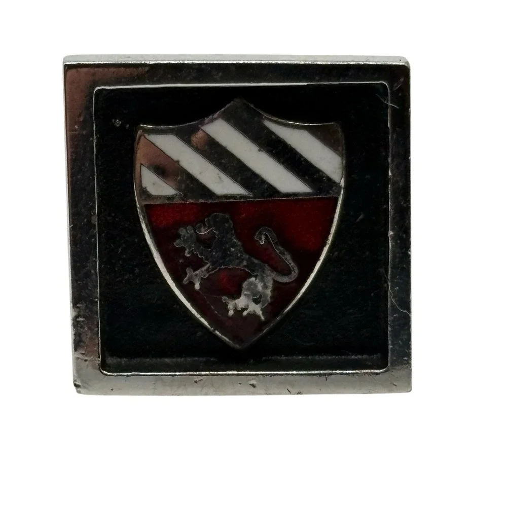 Fighting Lion Crest‎ Square Cuff Links Tie Bar Set Black Red Silver Tone Vintage